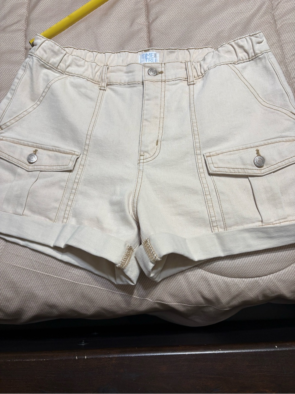 Old Navy Cream Cargo-Style Denim Shorts